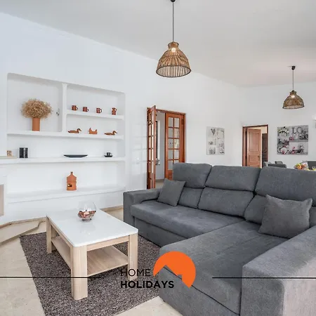Villa #207 Haja Saude By Holidays